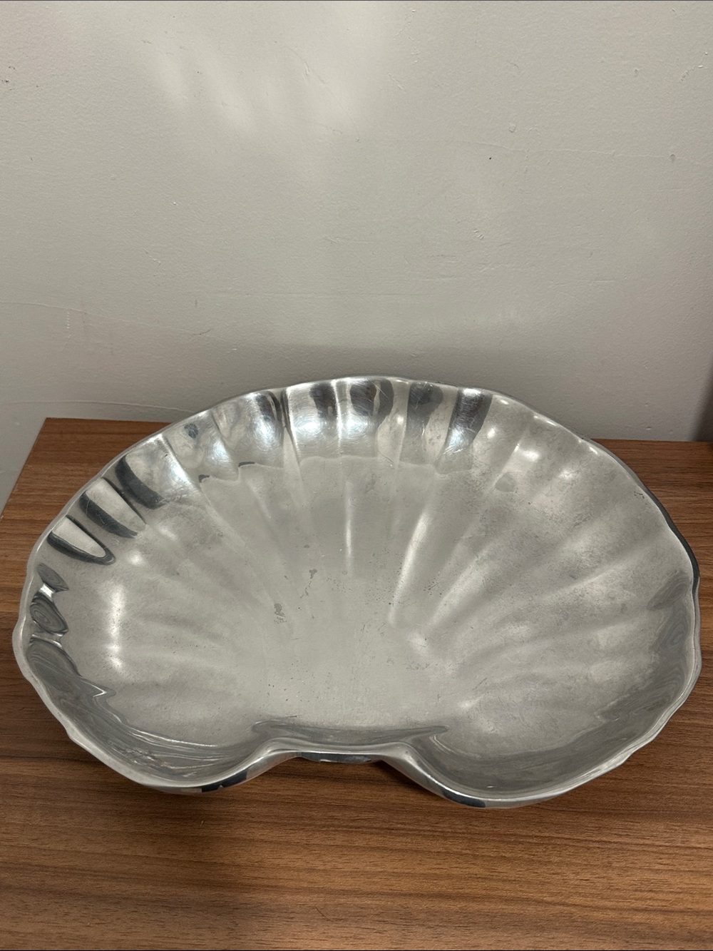 Wilton Armetale Polished Silver Serving Platter